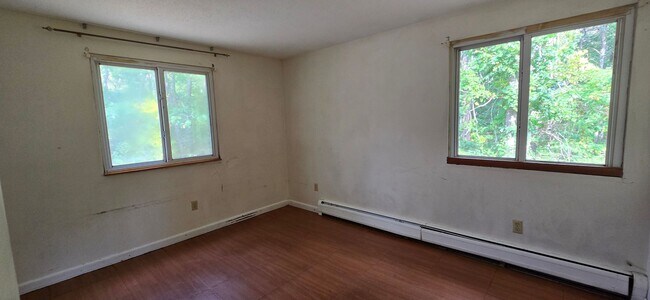 Building Photo - 206-208 Higgins Crowell Road