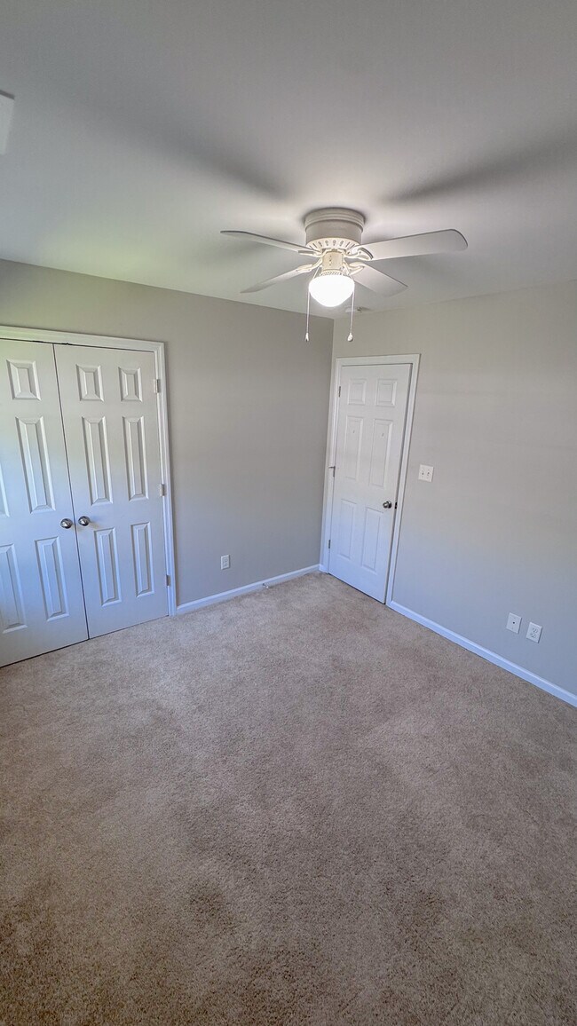 Building Photo - 4011 W.T. Whitehead Dr