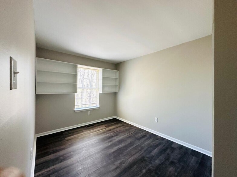 Building Photo - 3754 Foxford Stream Rd