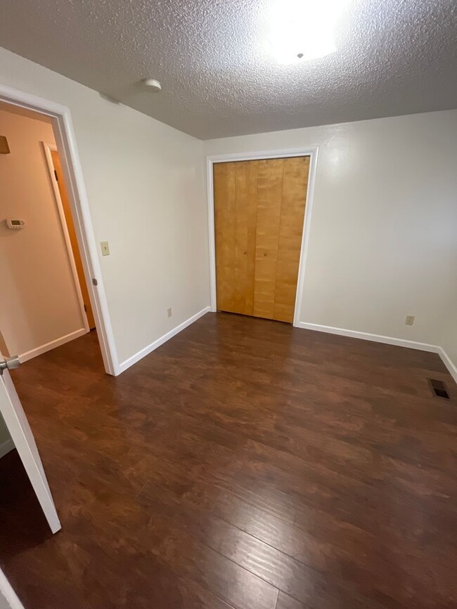 Building Photo - Newly remodeled rare four bedroom home wit...