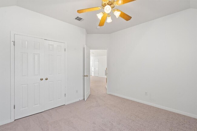 Building Photo - 803 Cashew Ln