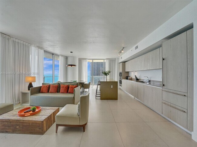 Building Photo - 4111 S Ocean Dr