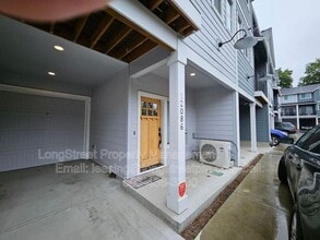 Building Photo - 12086 SE Harold St