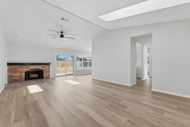 Building Photo - 9455 Greens Point