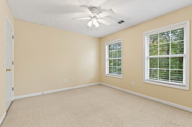 Building Photo - 359 Estate Ave