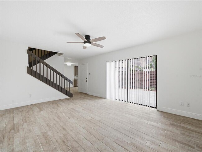 Building Photo - 15446 E Pond Woods Dr