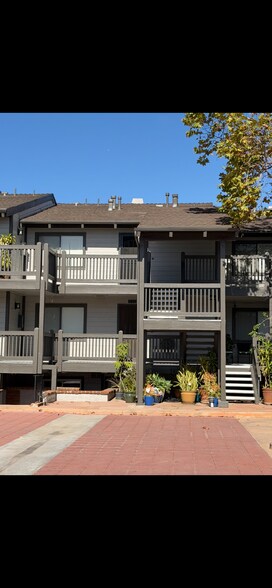 New Exterior, Paint, and Siding - 2205 Pacific Ave