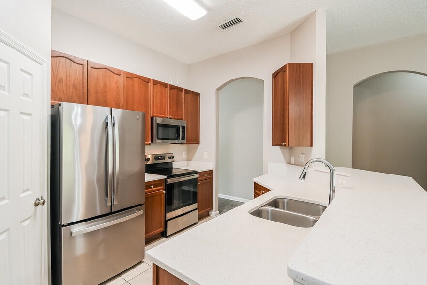 Building Photo - 2372 Cherokee Cove Trail