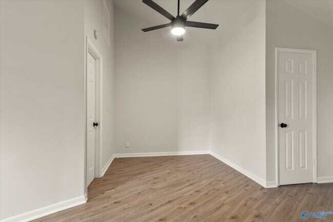 Building Photo - 3801 SW Triana Blvd