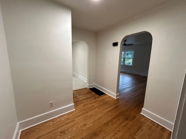 Building Photo - 408 Orchard Dr