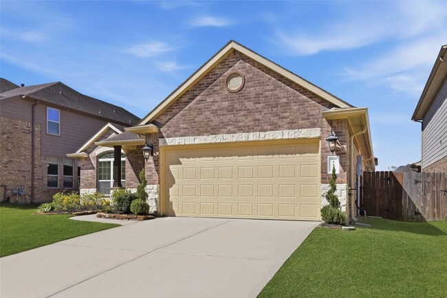 Building Photo - 212 Fallow Buck Ct