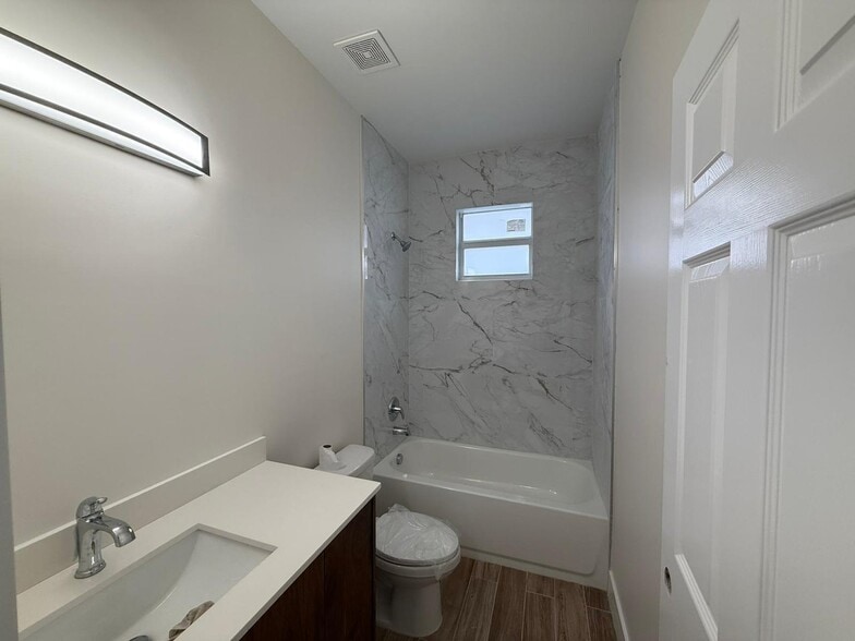 Building Photo - 7723 Haverhill Road Ext