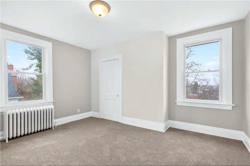 Building Photo - 120 Bronx Ave