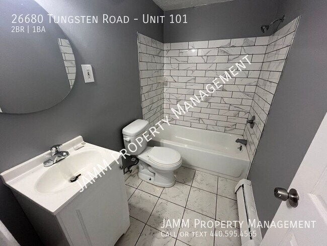Building Photo - 2-Bedroom Apartment in Euclid!!