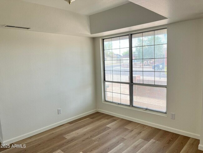 Building Photo - 7740 W Flower St