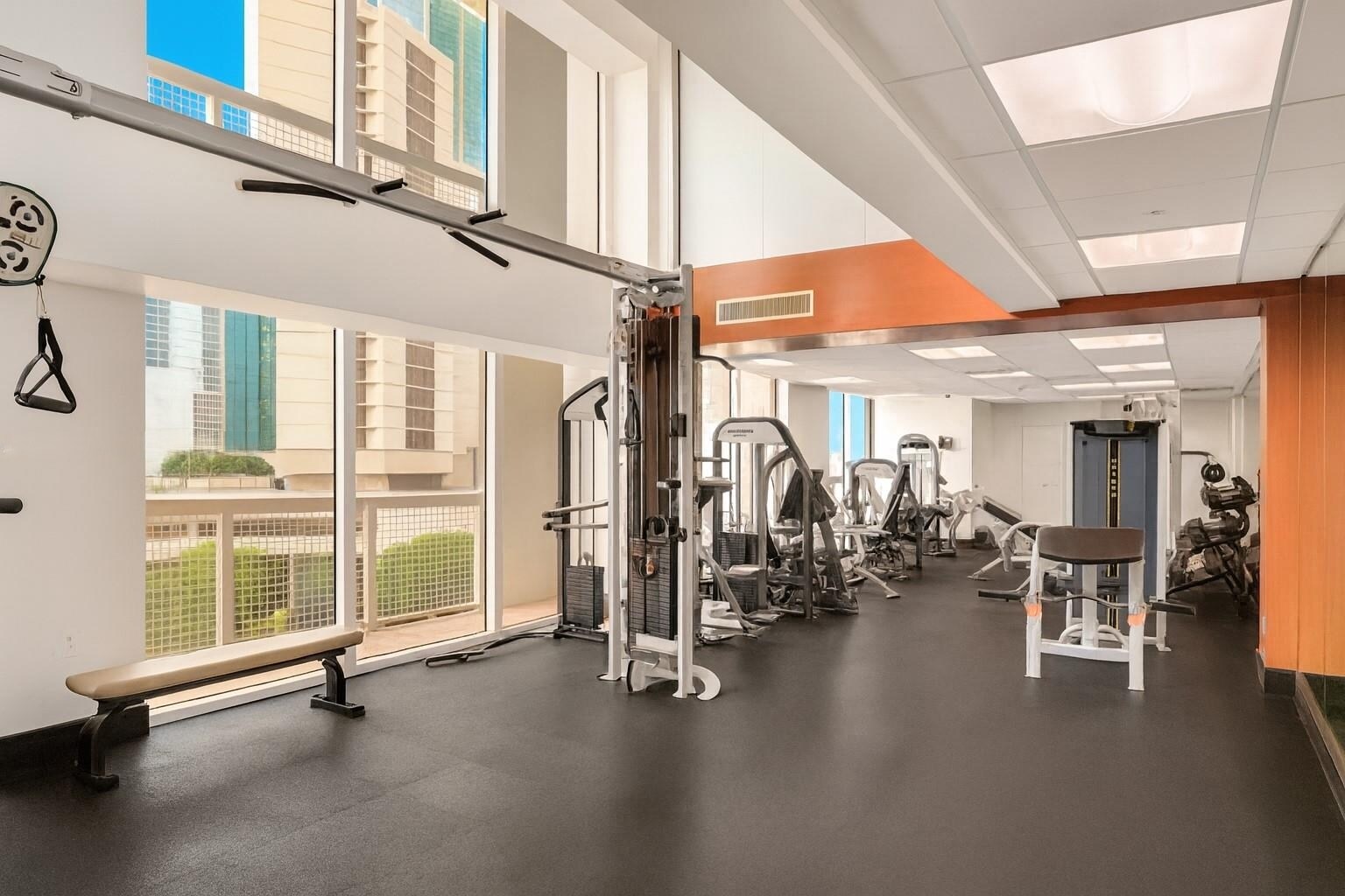 Building Photo - 41 SE 5th St