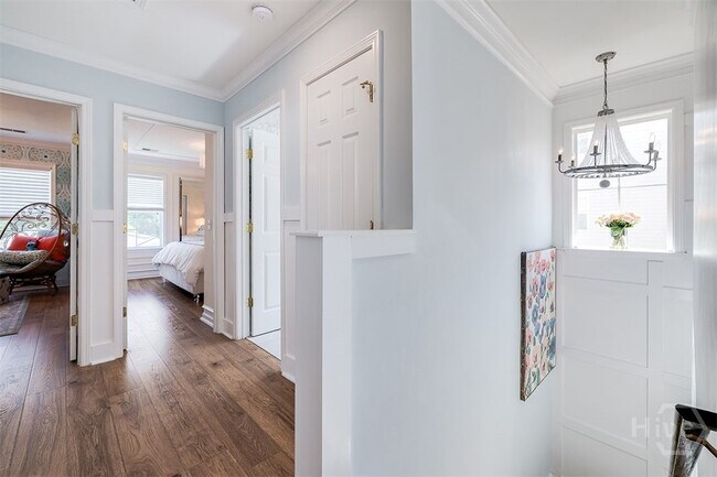 Building Photo - 8 Bushwood Dr