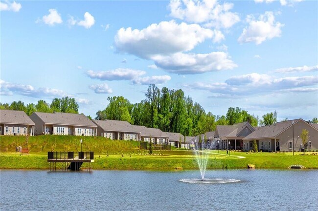 Building Photo - 705 Charles Hardy Pkwy