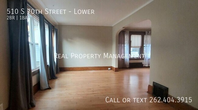 Building Photo - 510 S 70th St