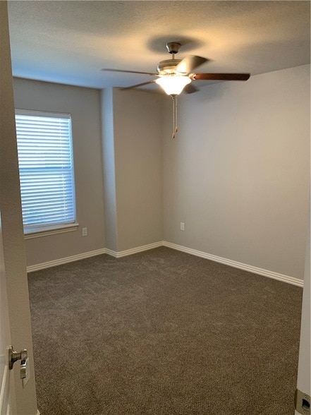 Building Photo - 4371 W Barhem Dr