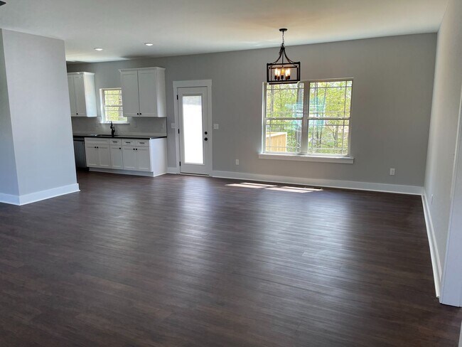 Building Photo - Available NOW! Charming 3 Bedroom, 2 Bathroom Home — Built in 2021