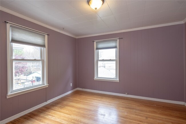 Building Photo - 70 Brentwood St