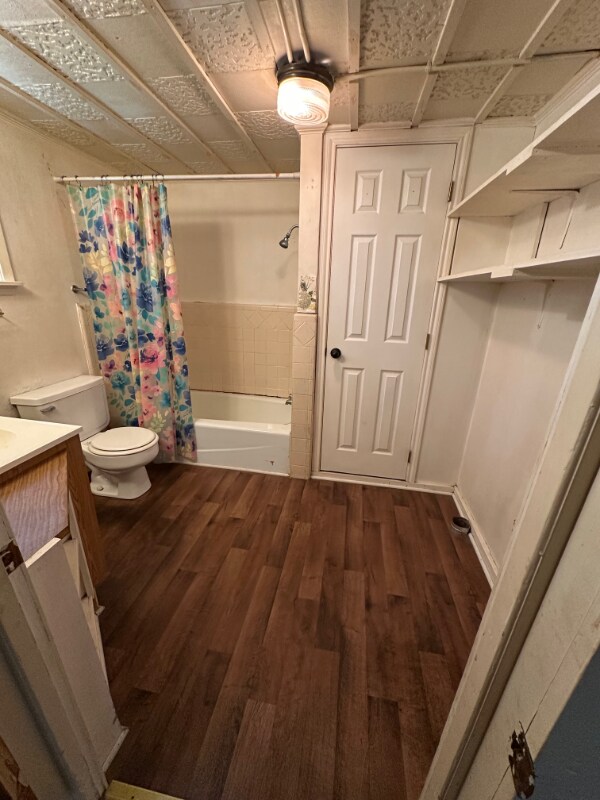 Building Photo - 2166 FM852