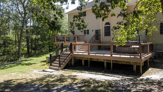 Building Photo - 113 Lighthouse Ln