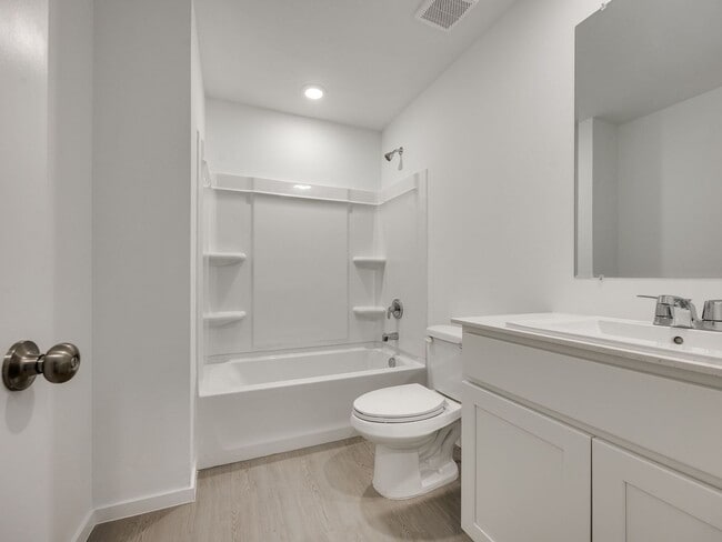 Building Photo - Brand New Home + Mustang Schools + 4 bedrooms + 2 car garage + All Appliances