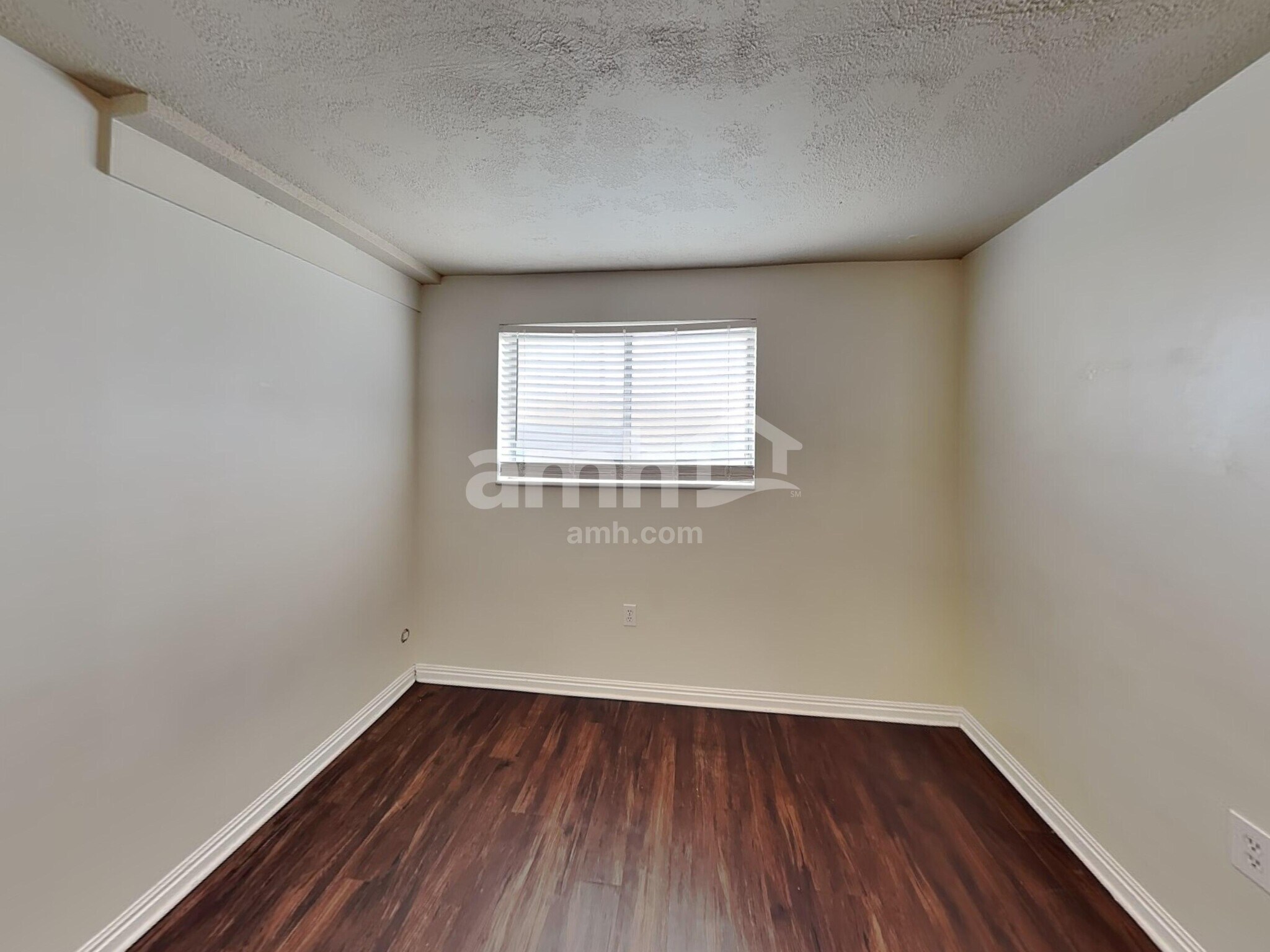 Building Photo - 5404 W Sunfalls Ct