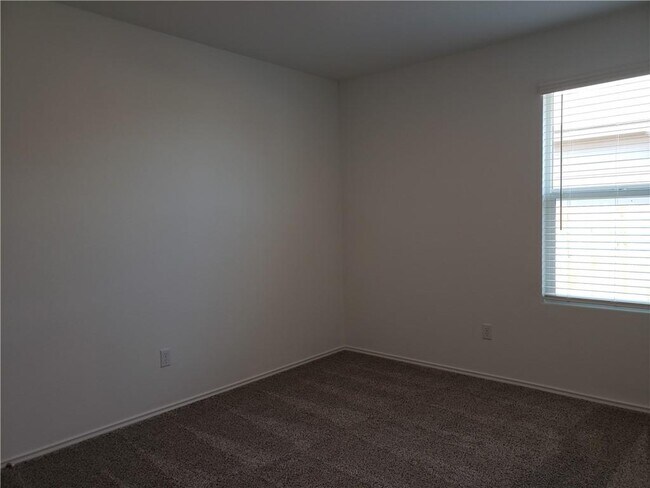 Building Photo - 109 Red Buckeye St