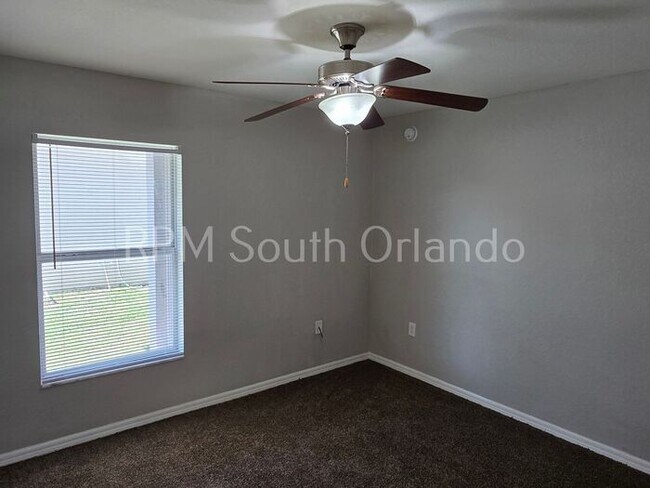 Building Photo - Country Club Estates