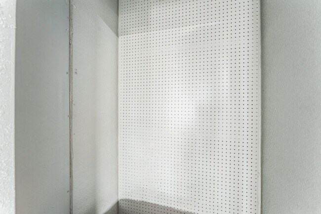 Building Photo - 465 Rio Grande Ln