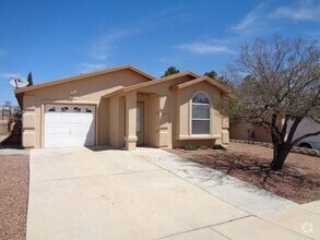Building Photo - Adorable Single Level Eastside Home With E...