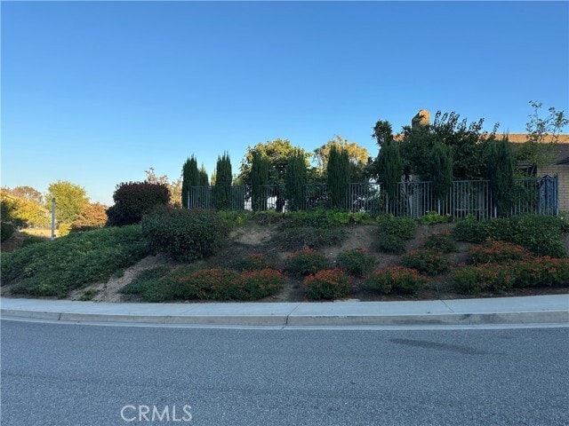 Building Photo - 2124 Wildwood Ct