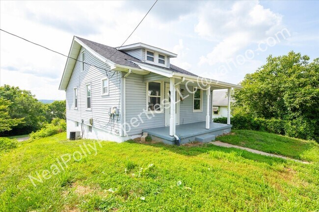 Primary Photo - 1795 Kahn Avenue