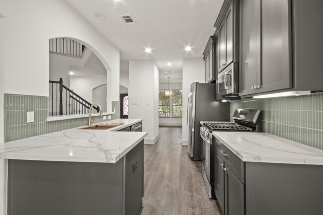 Building Photo - 71 Black Swan Pl