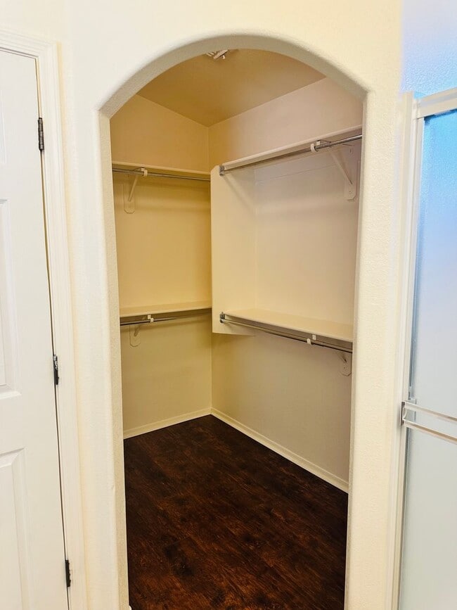 Building Photo - RANCHO DEL LAGO - 3 Bedroom 2 Bath - Priced Right!