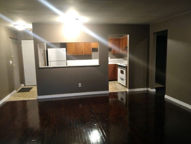 Building Photo - Montana Estates
