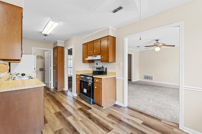 Building Photo - 4158 Arlington Rd