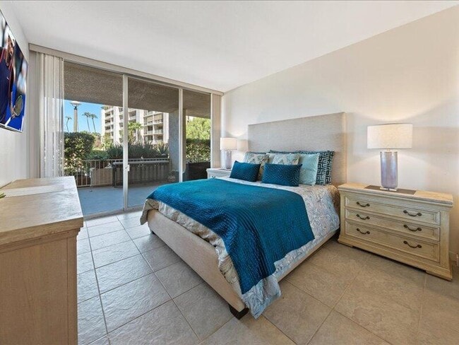 Building Photo - 899 Island Dr