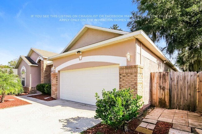 Building Photo - 4591 Misty Dawn Ct N