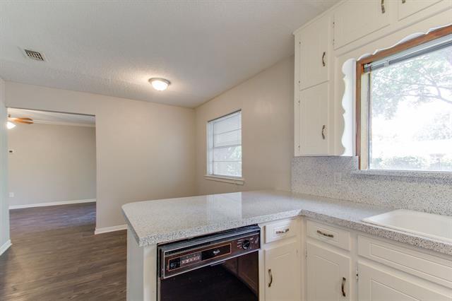 Building Photo - 6024 Blueridge Dr