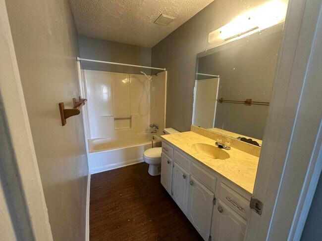 Building Photo - 12756 Candleridge Dr