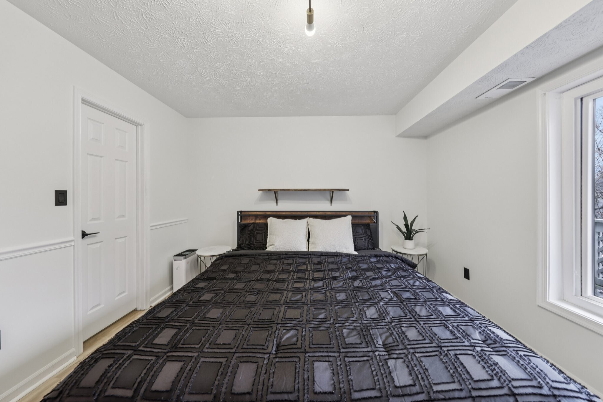 Building Photo - 2209 Hunters Run Dr