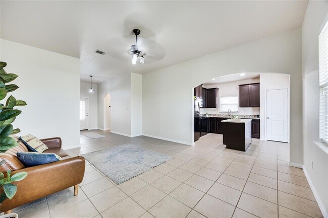 Building Photo - 19600 Woodrow Wilson St