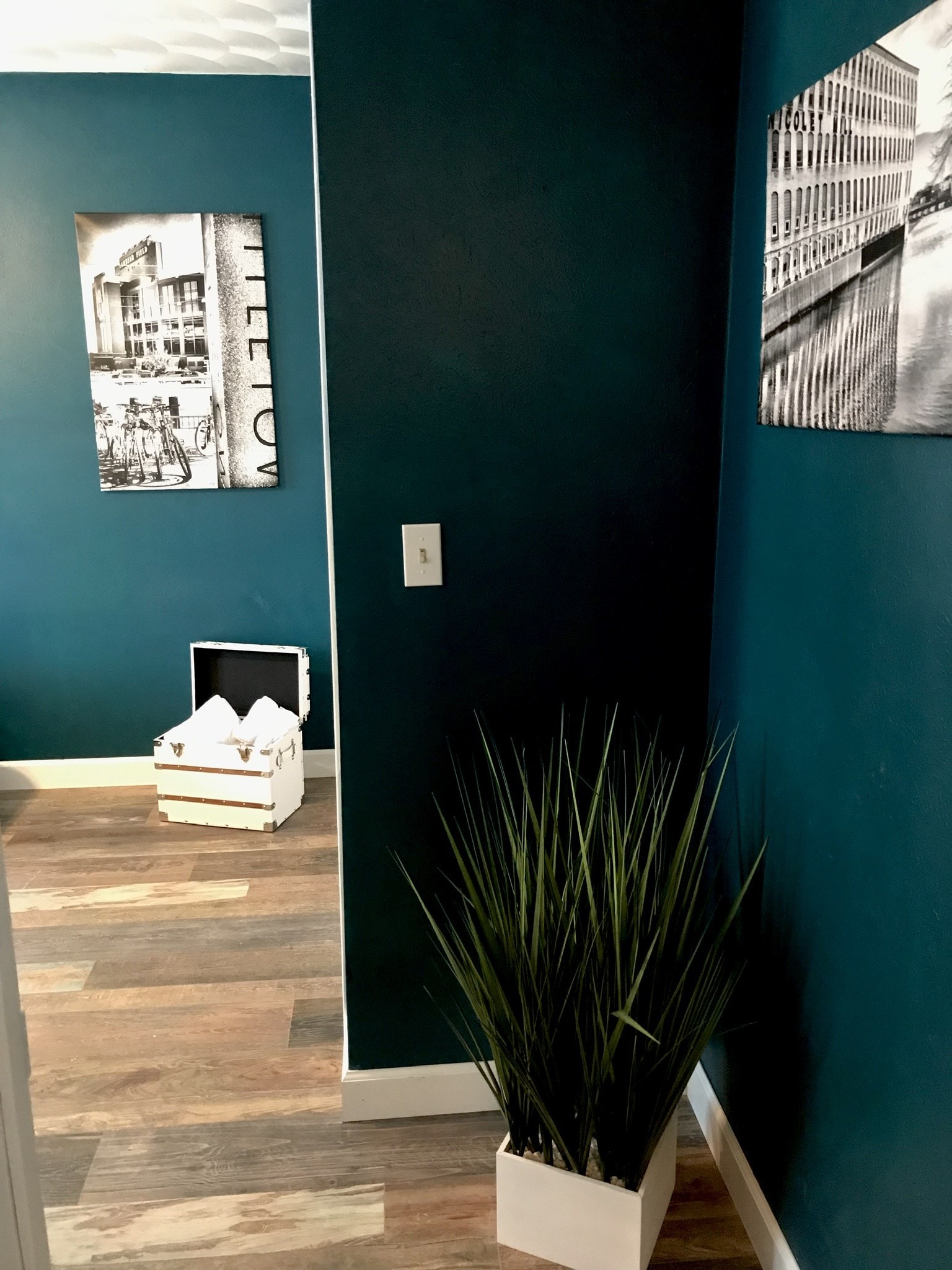 Building Photo - 325 Westbrook Dr