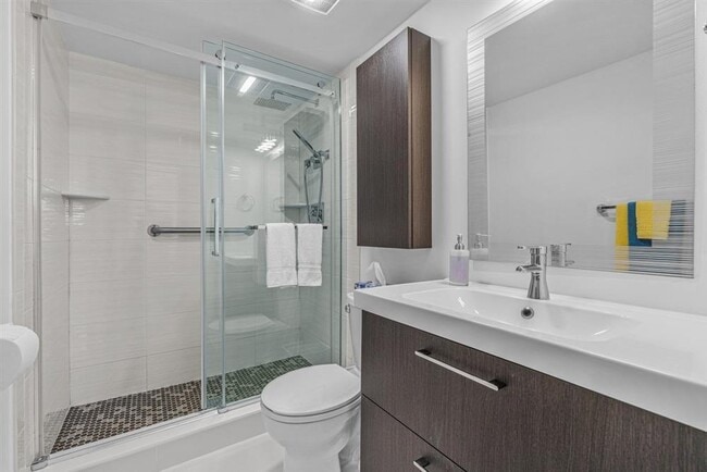 Building Photo - 154 Waterside Dr