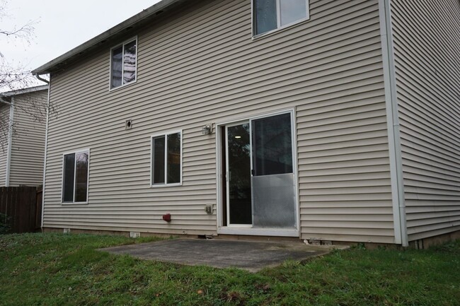 Building Photo - 6412 NE 78th Ave