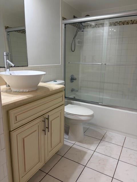 Building Photo - 3100 Riverside Dr